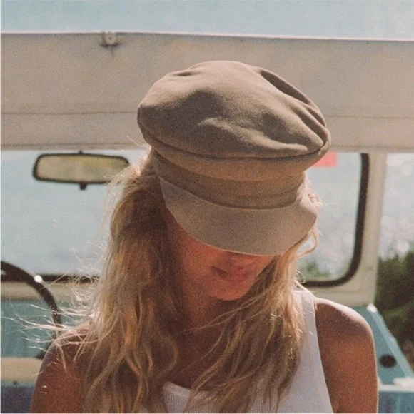 Lack Of Color Lola Suede Taupe Hat. NWT! Sz L 59, XL (61